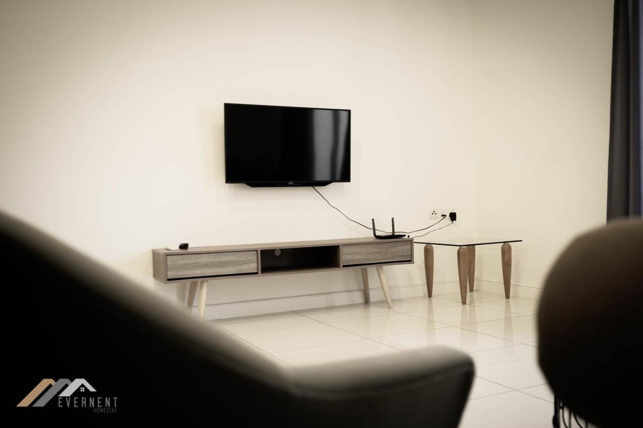 Marina Times Square Homestay By Evernent Miri Exterior photo