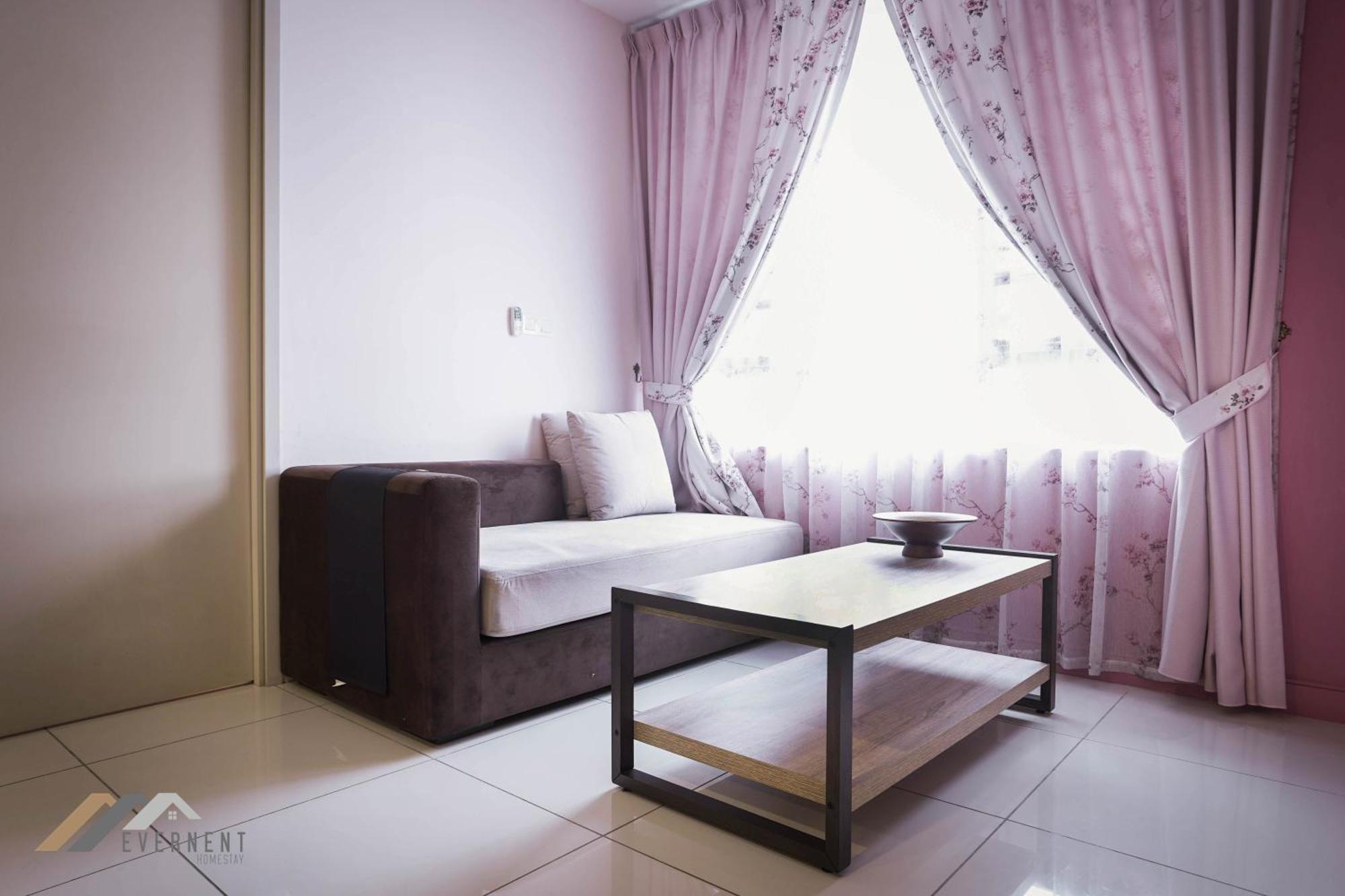 Marina Times Square Homestay By Evernent Miri Exterior photo