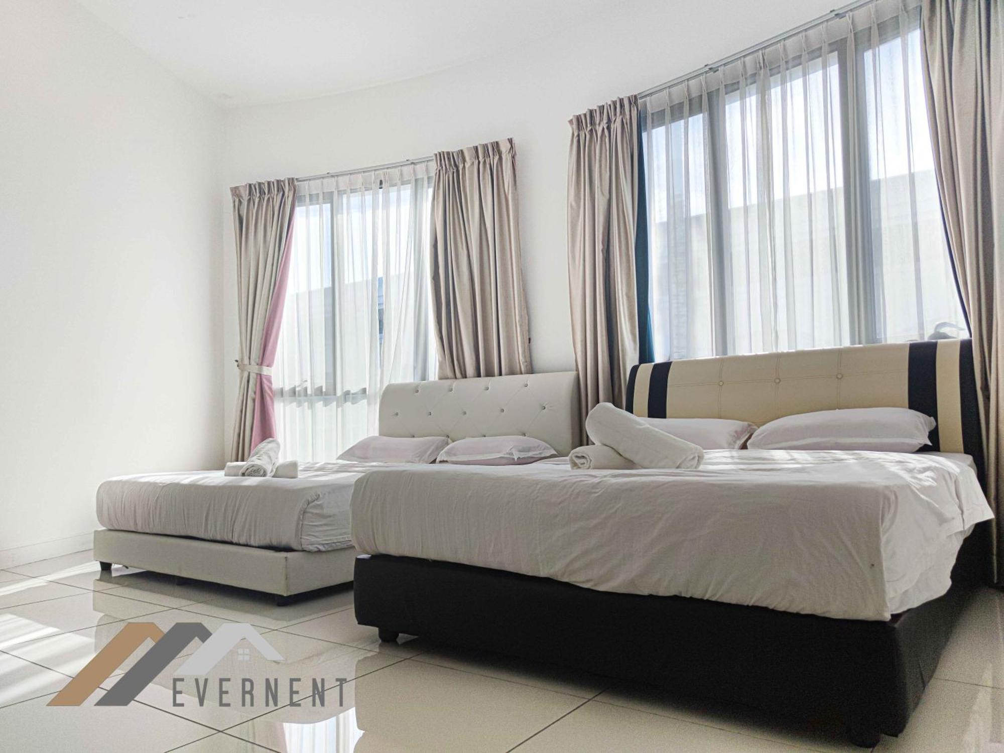 Marina Times Square Homestay By Evernent Miri Exterior photo