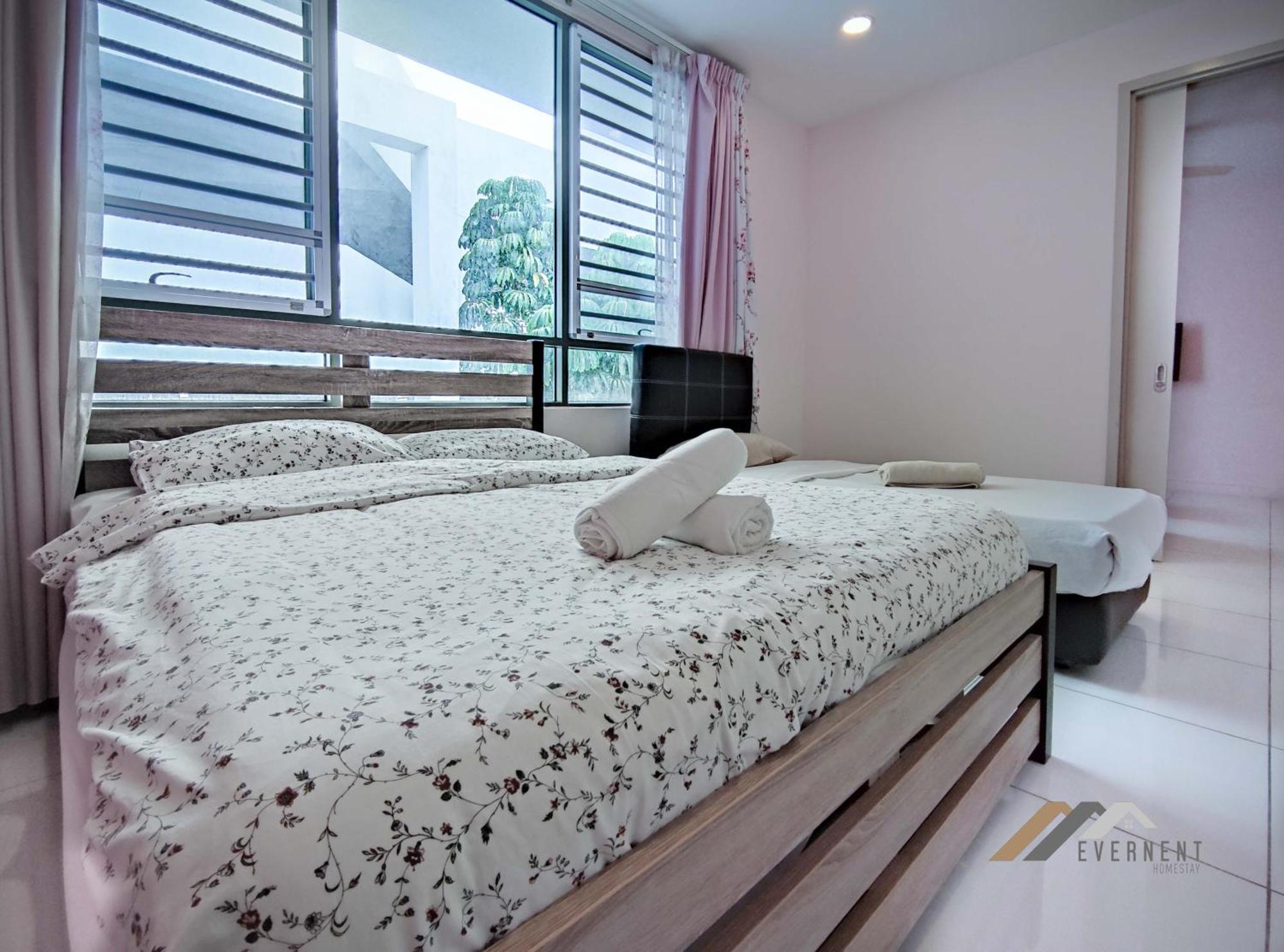 Marina Times Square Homestay By Evernent Miri Exterior photo